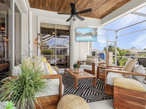 Luxury Villa in Southwest Florida with Heated Pool & Canal Views